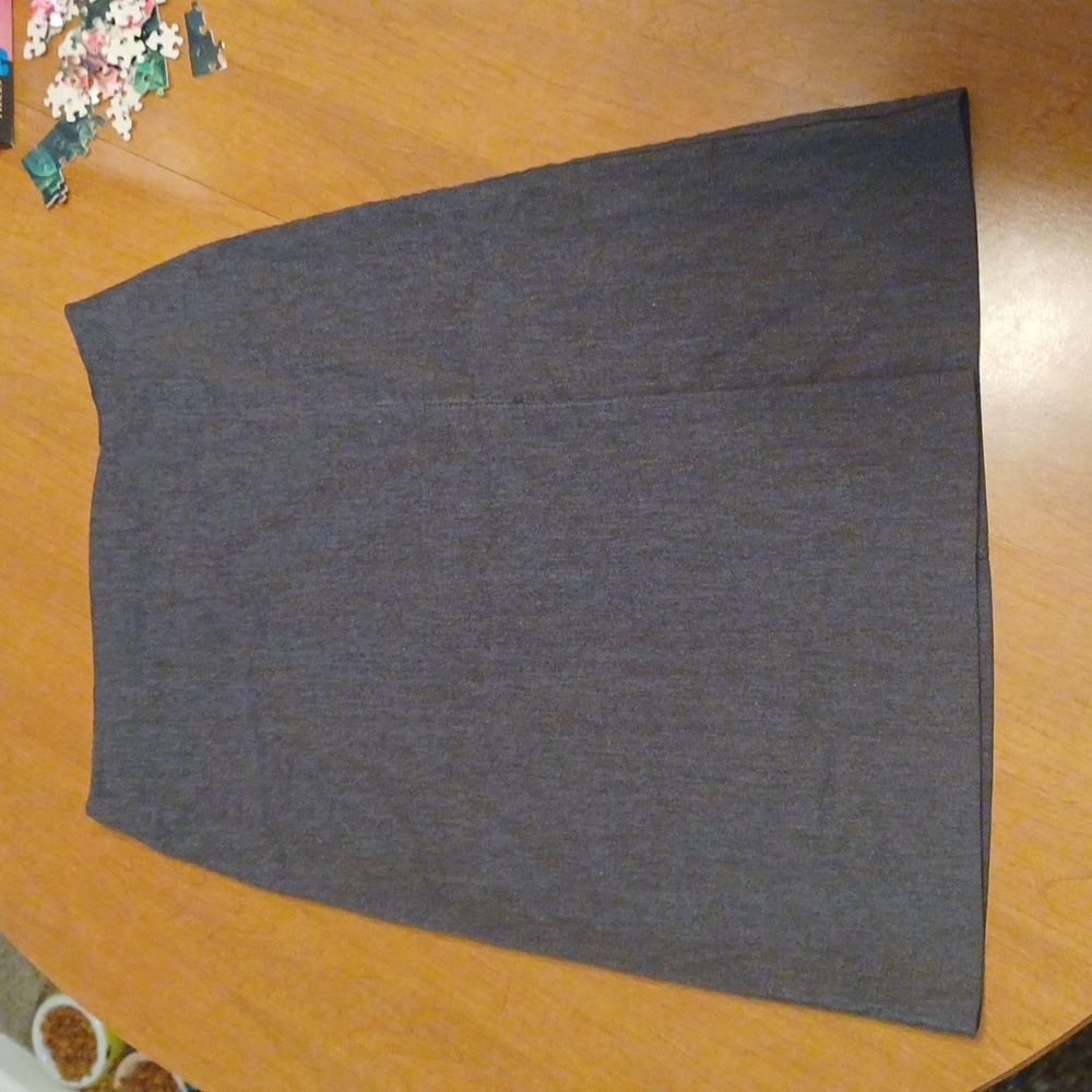 Small Gray Pencil Skirt w slit in front. So Cute !!